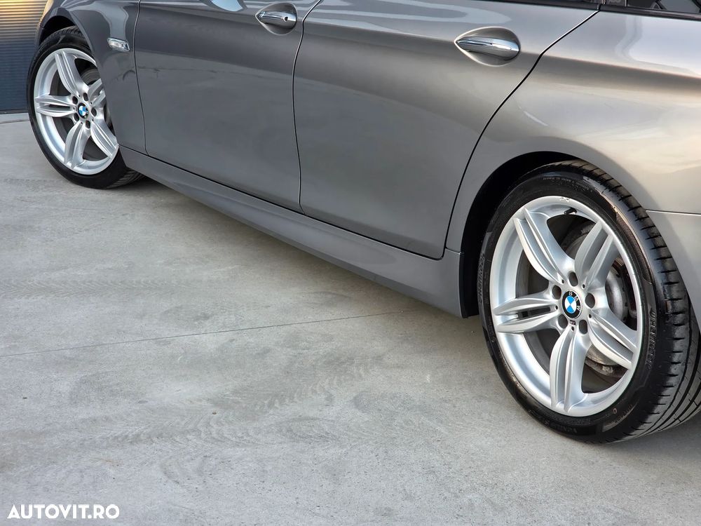 BMW Seria 5 520d Aut. - 14