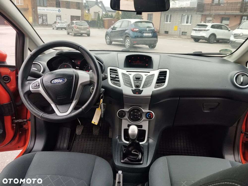 Ford Fiesta 1.25 SYNC Edition - 19