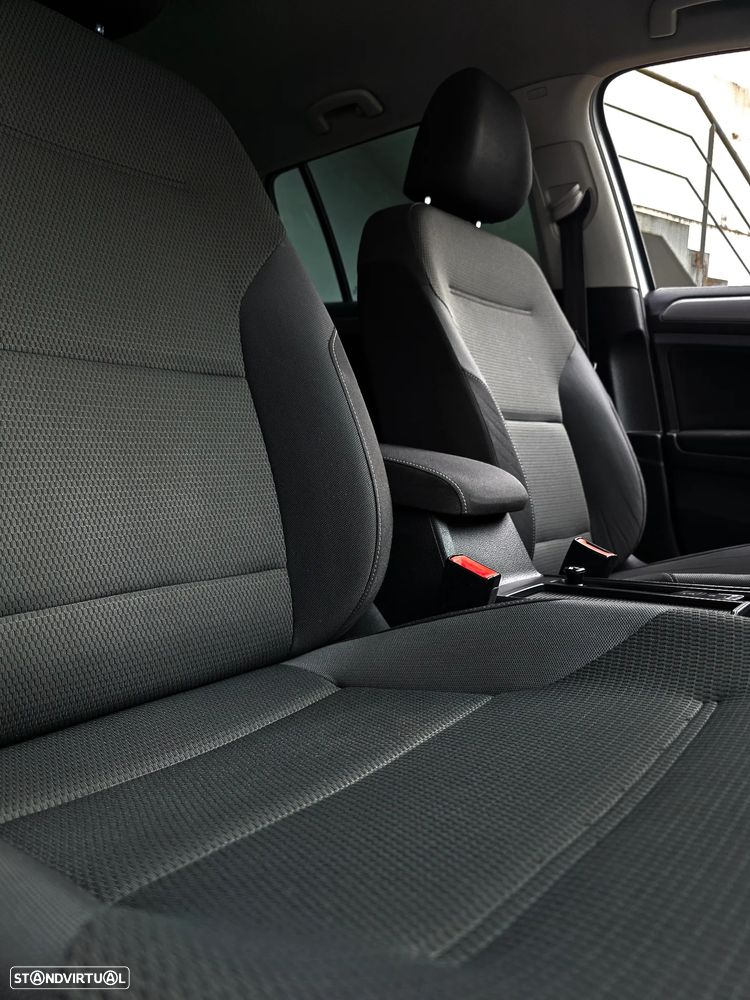 VW Golf Variant 1.6 TDi Highline - 50