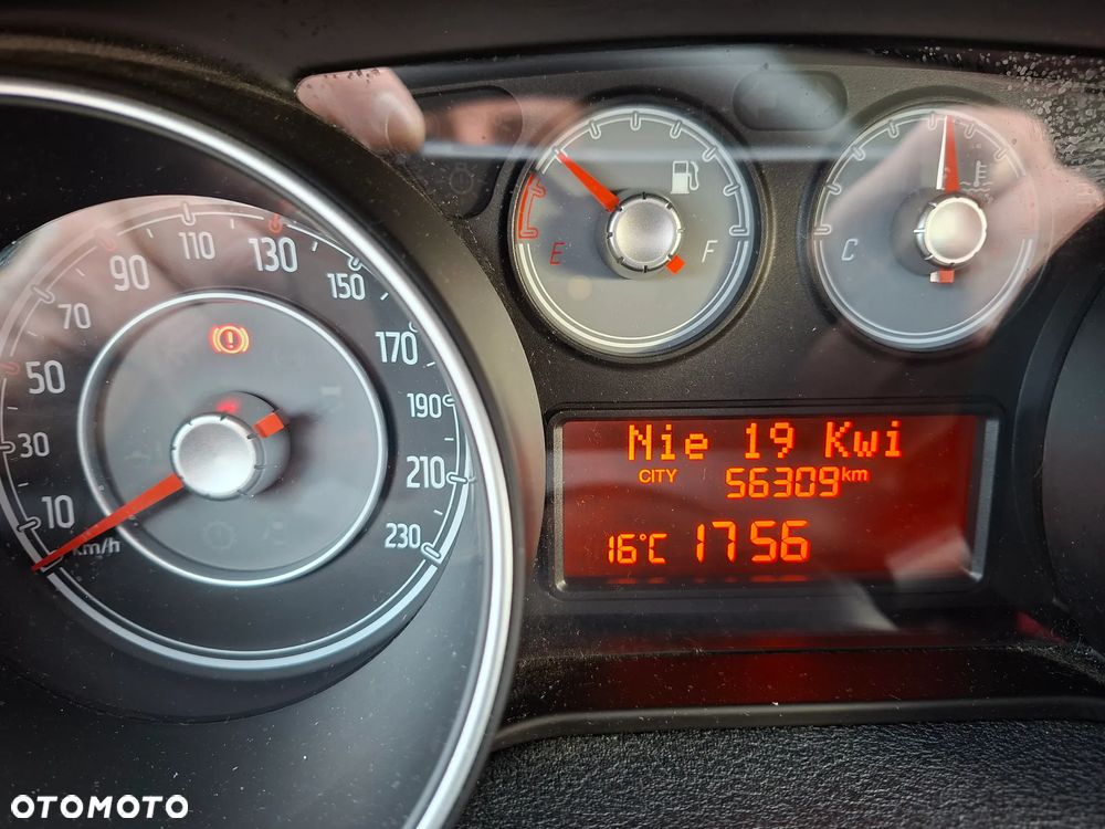 Fiat Punto 1.4 Easy S&S Euro6 - 10