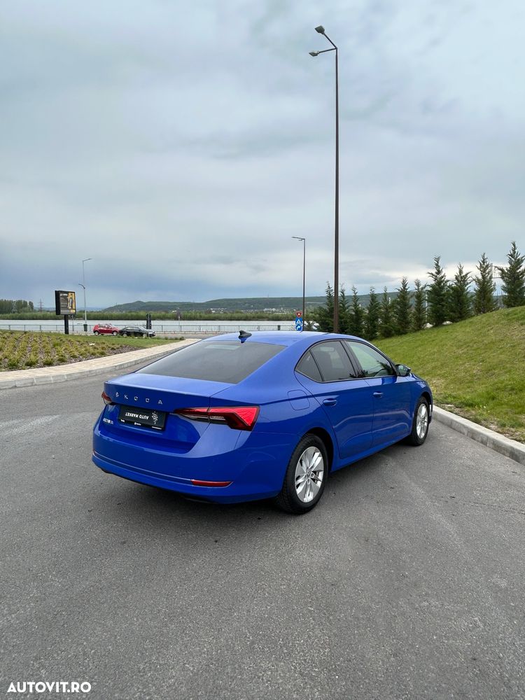 Skoda Octavia 1.5 TSI Ambition - 11