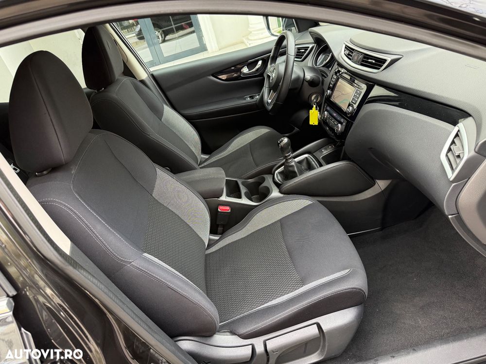 Nissan Qashqai - 10