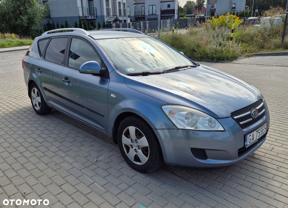 Kia Ceed 1.6 Crdi Comfort - 3