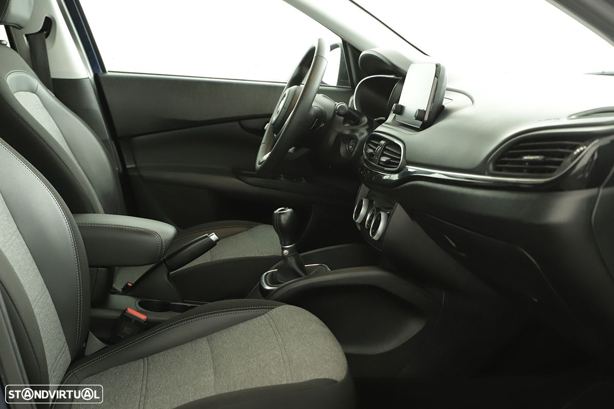 Fiat Tipo Cross 1.0 GSE T3 - 17