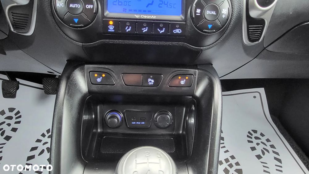 Hyundai ix35 2.0 4WD Premium - 28