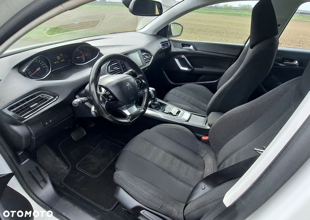 Peugeot 308 PureTech 130 EAT6 Stop & Start Allure - 10