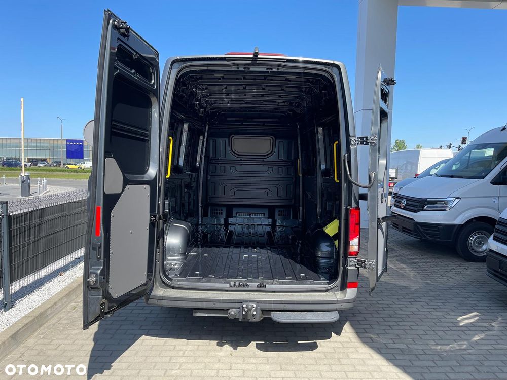 Volkswagen Crafter - 14