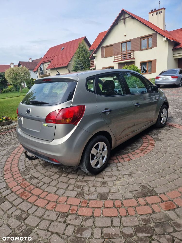 Kia Venga 1.4 CRDi L - 6