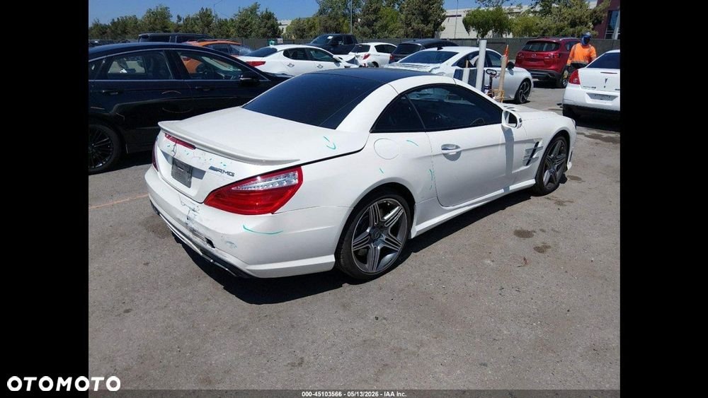 Mercedes-Benz SL 63 AMG - 4