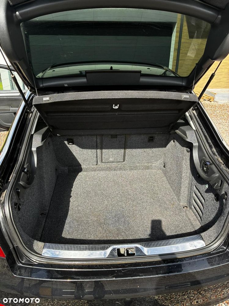 Skoda Superb 2.0 TDI Active DSG - 10