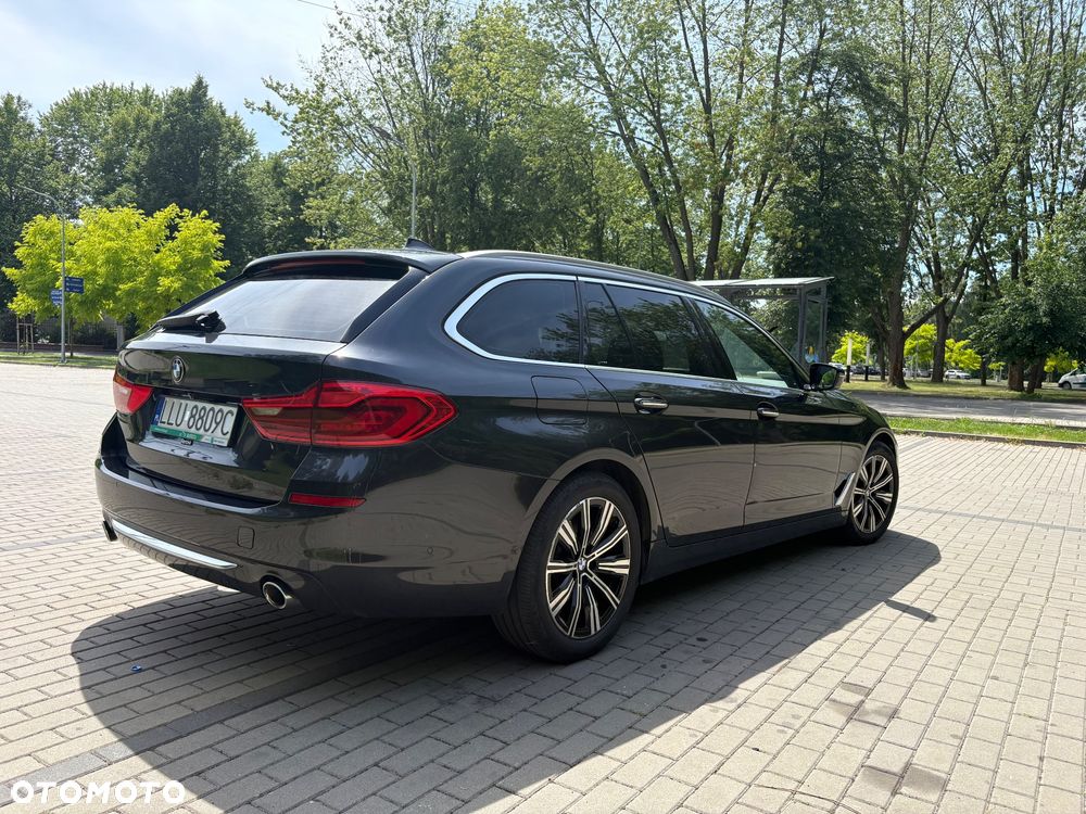 BMW Seria 5 520d Luxury Line - 7
