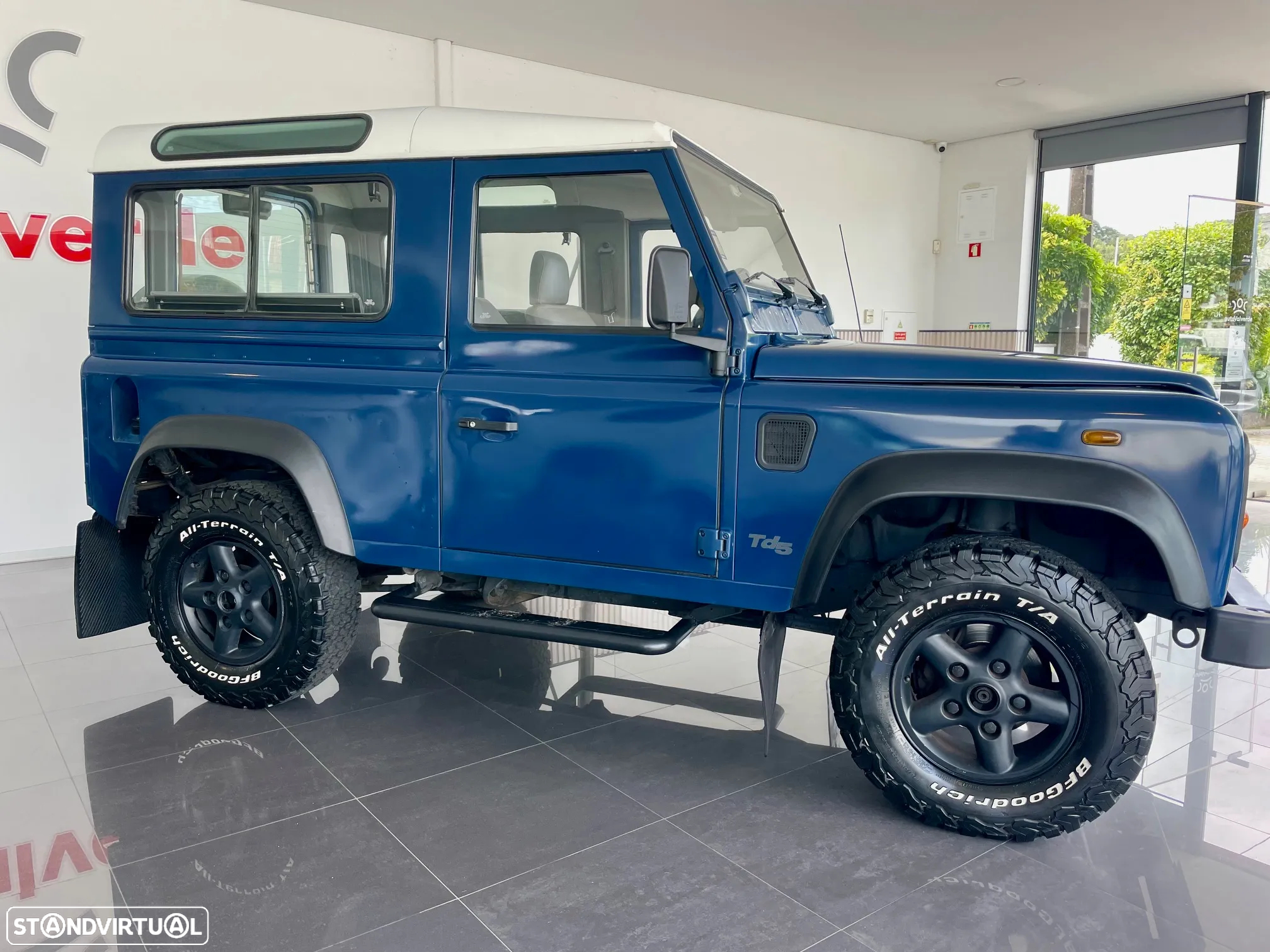 Land Rover Defender 90 2.5 TD5 Metal Top - 5