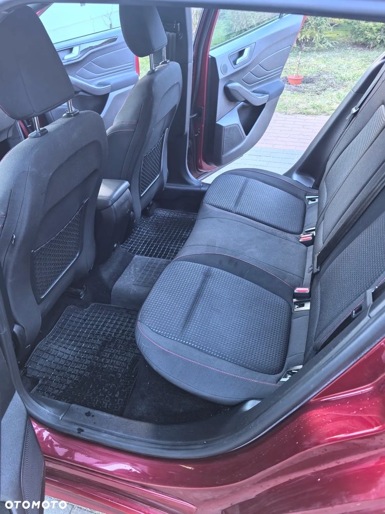 Ford Focus 1.5 EcoBlue Start-Stopp-System ST-LINE - 10