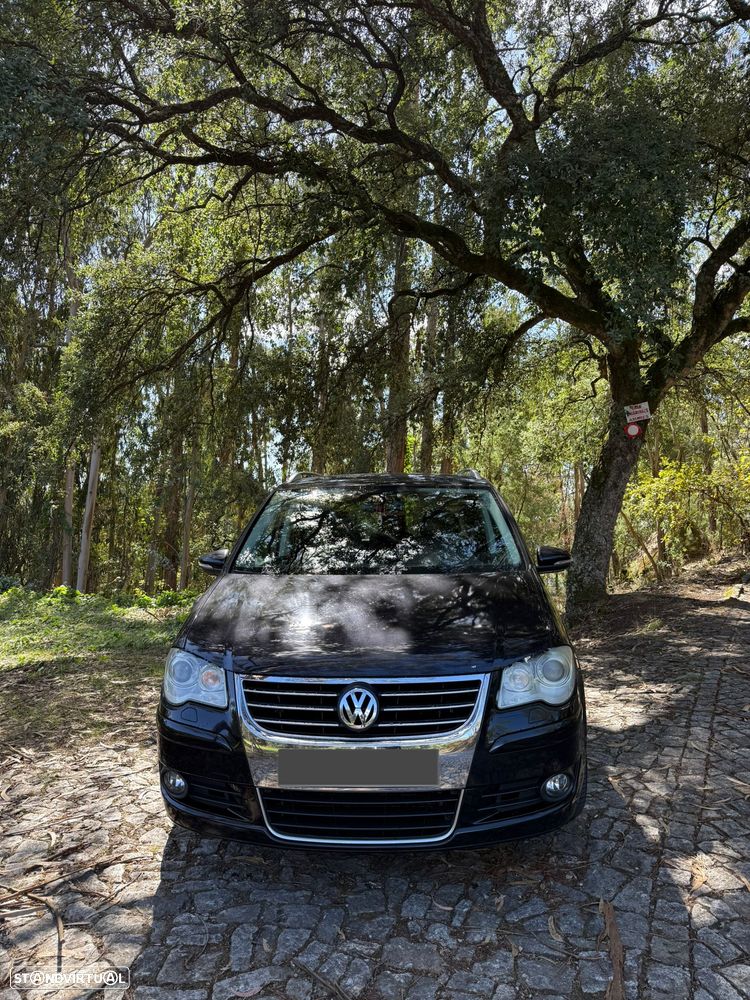 VW Touran - 2