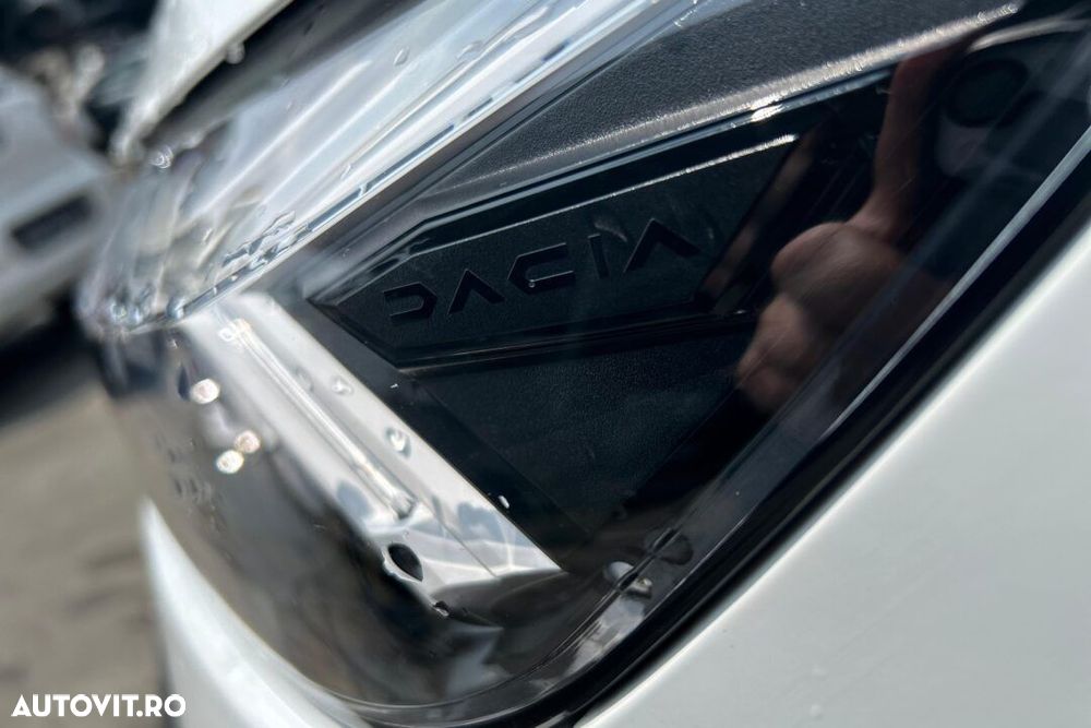 FAR STANGA/DREAPTA LED DACIA JOGGER - 3