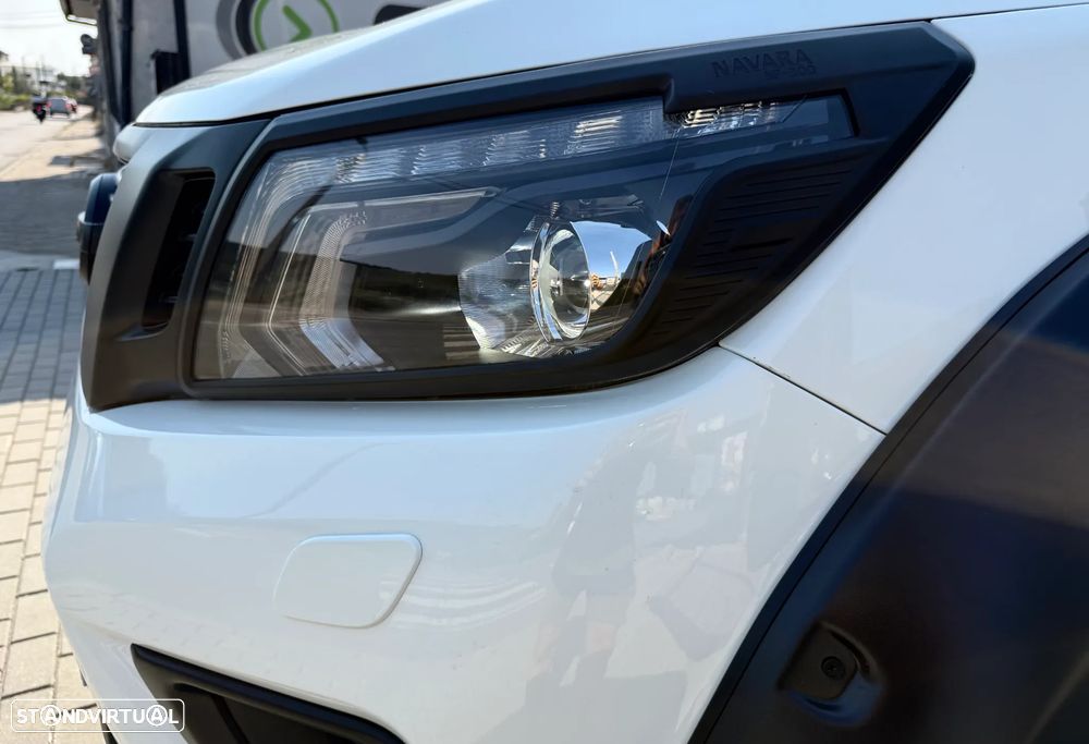 Nissan Navara 2.3 dCi CD 4WD N-Guard Auto - 22