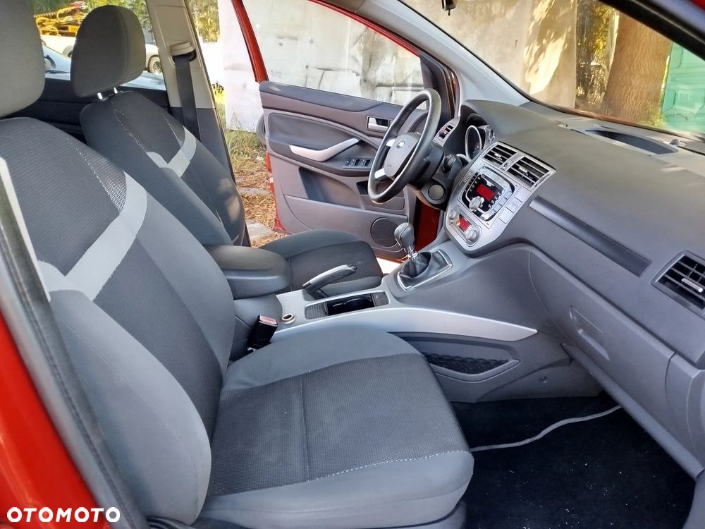 Ford Kuga 2.0 TDCi Titanium - 16