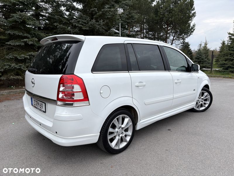 Opel Zafira 1.8 Design Edition - 34