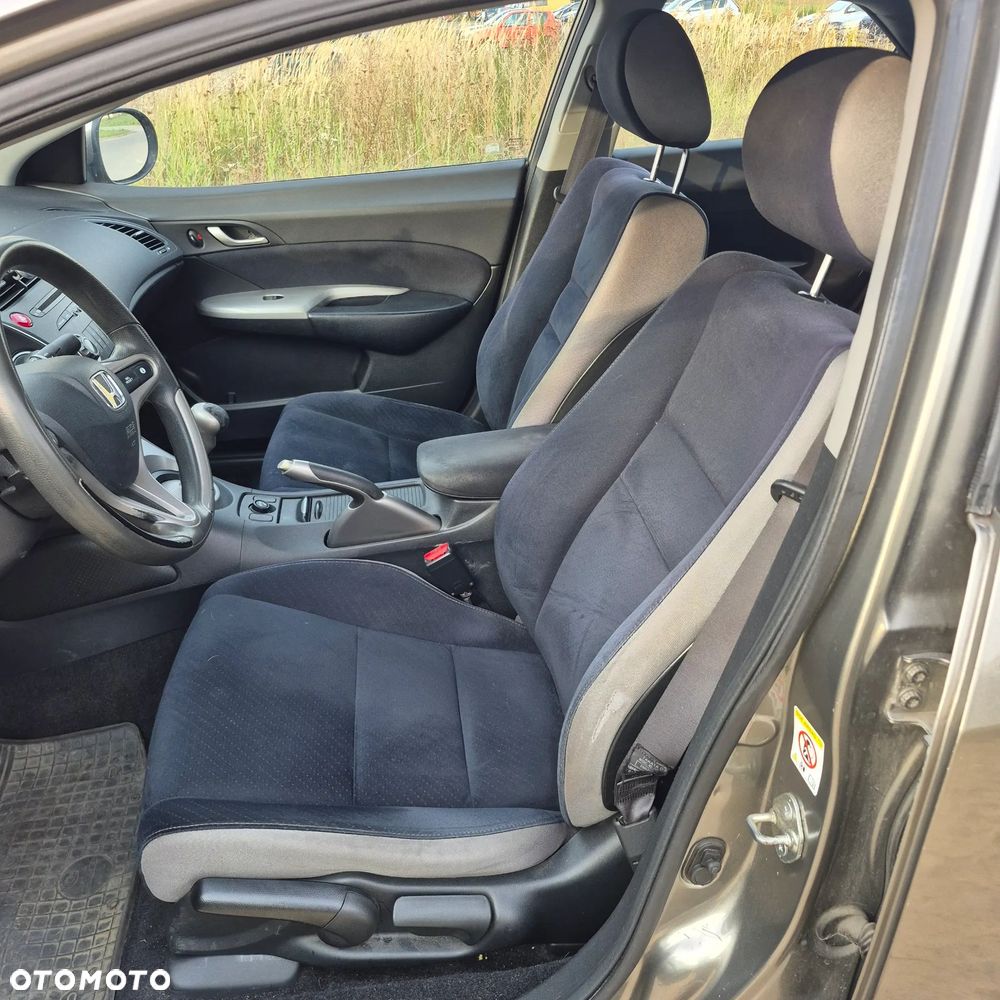 Honda Civic 1.4 Base - 8