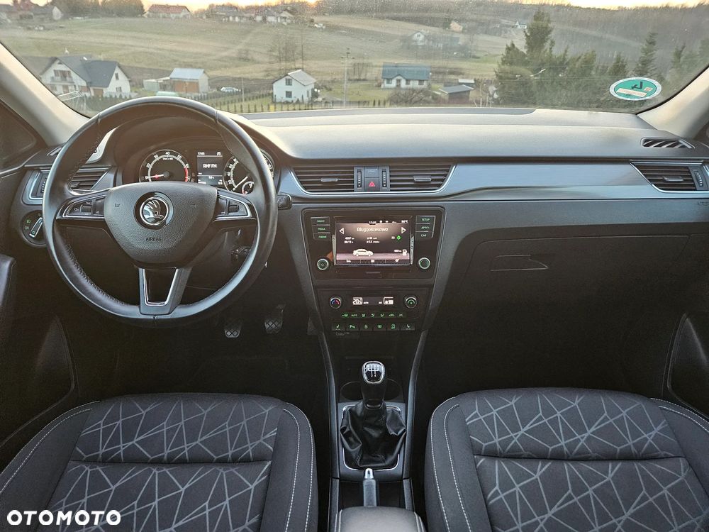 Skoda RAPID 1.0 TSI Clever - 16