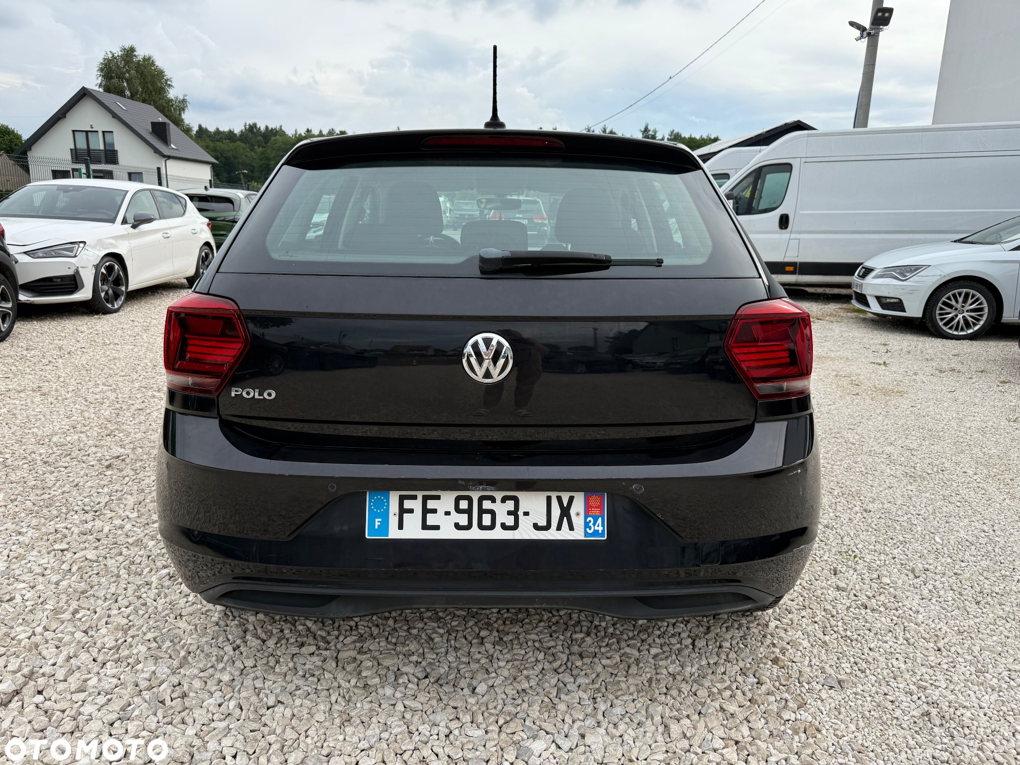 Volkswagen Polo - 2