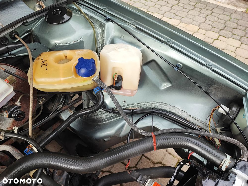 Volkswagen Passat 1.6 C - 30