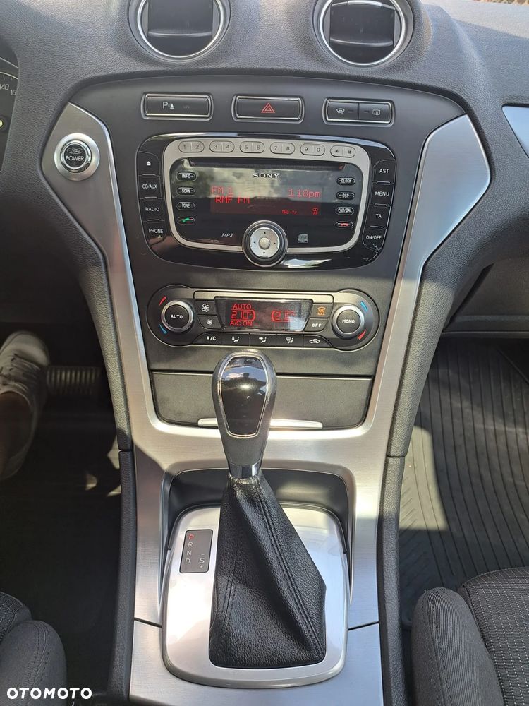 Ford Mondeo - 13