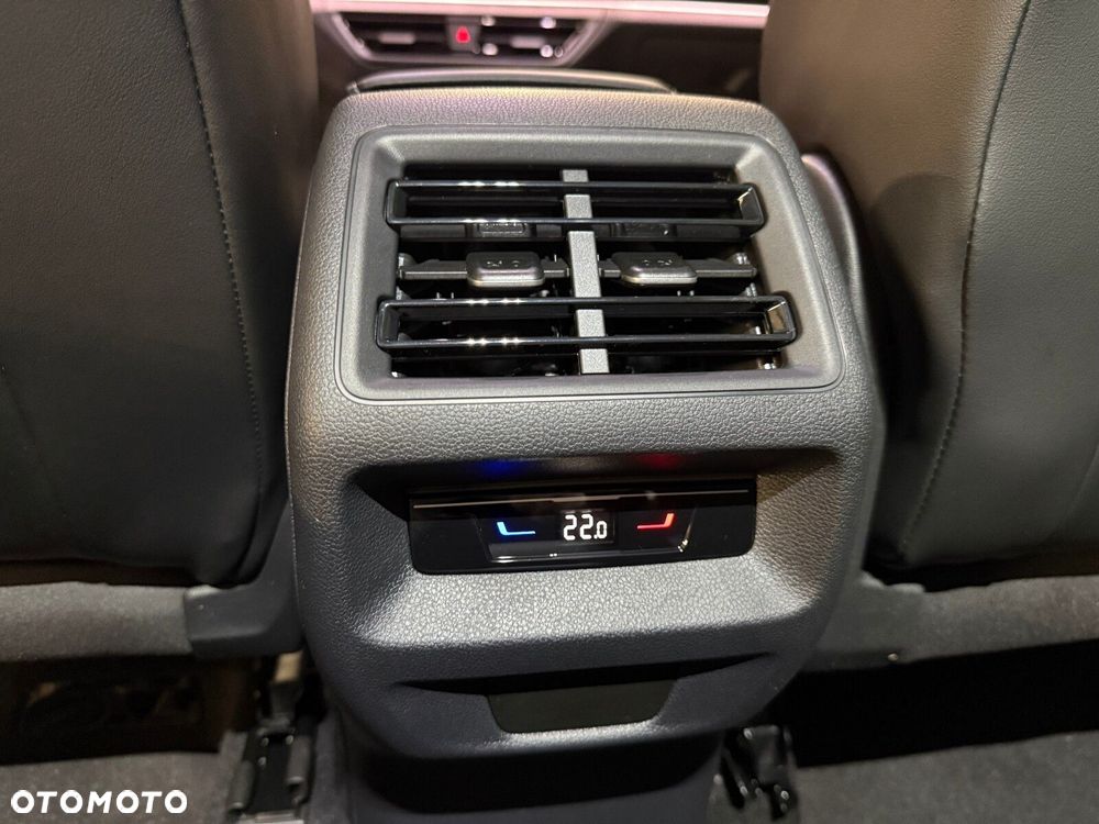 Volkswagen Tiguan - 17