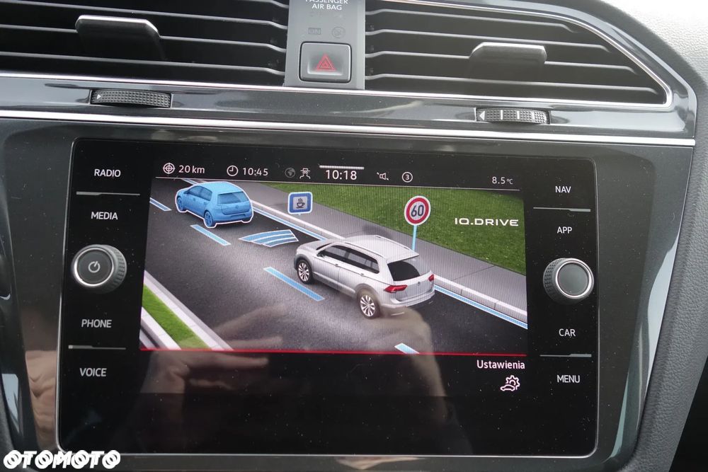 Volkswagen Tiguan 2.0 TSI 4Mot Elegance DSG - 26