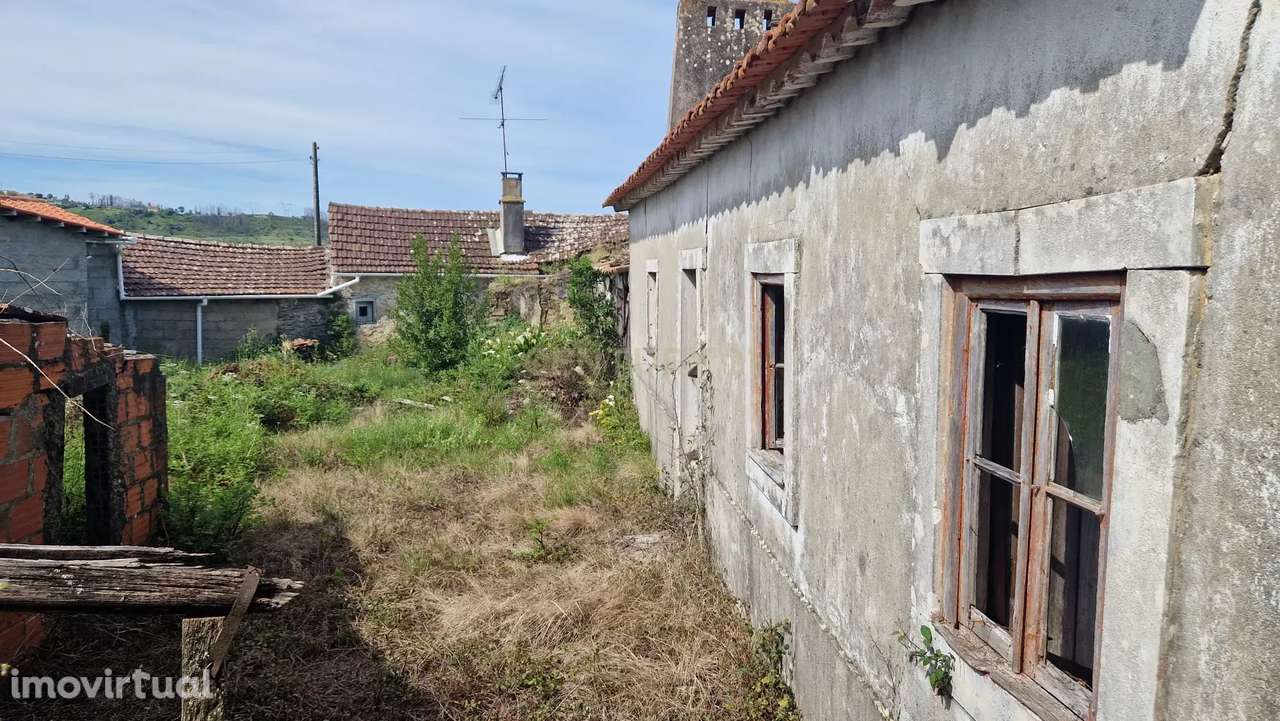 Fantástica Casa de Pedra - Colmeias - Grande imagem: 2/24