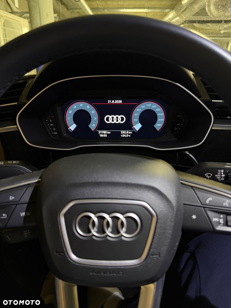 Audi Q3 35 TFSI S tronic - 13
