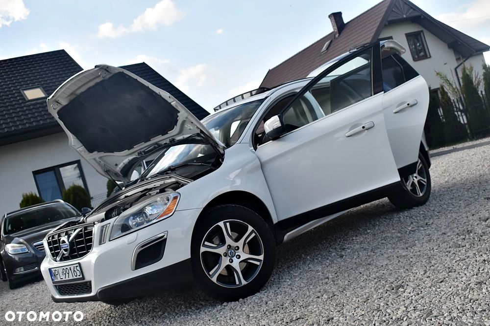 Volvo XC 60 2.4D AWD Summum - 12