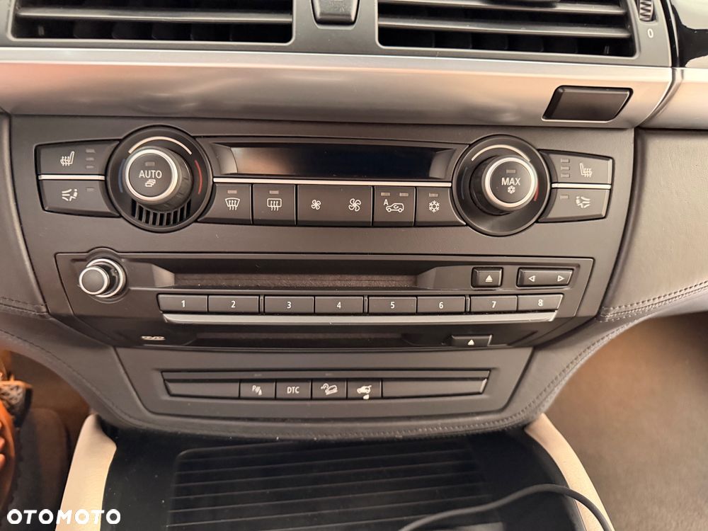 BMW X6 - 16