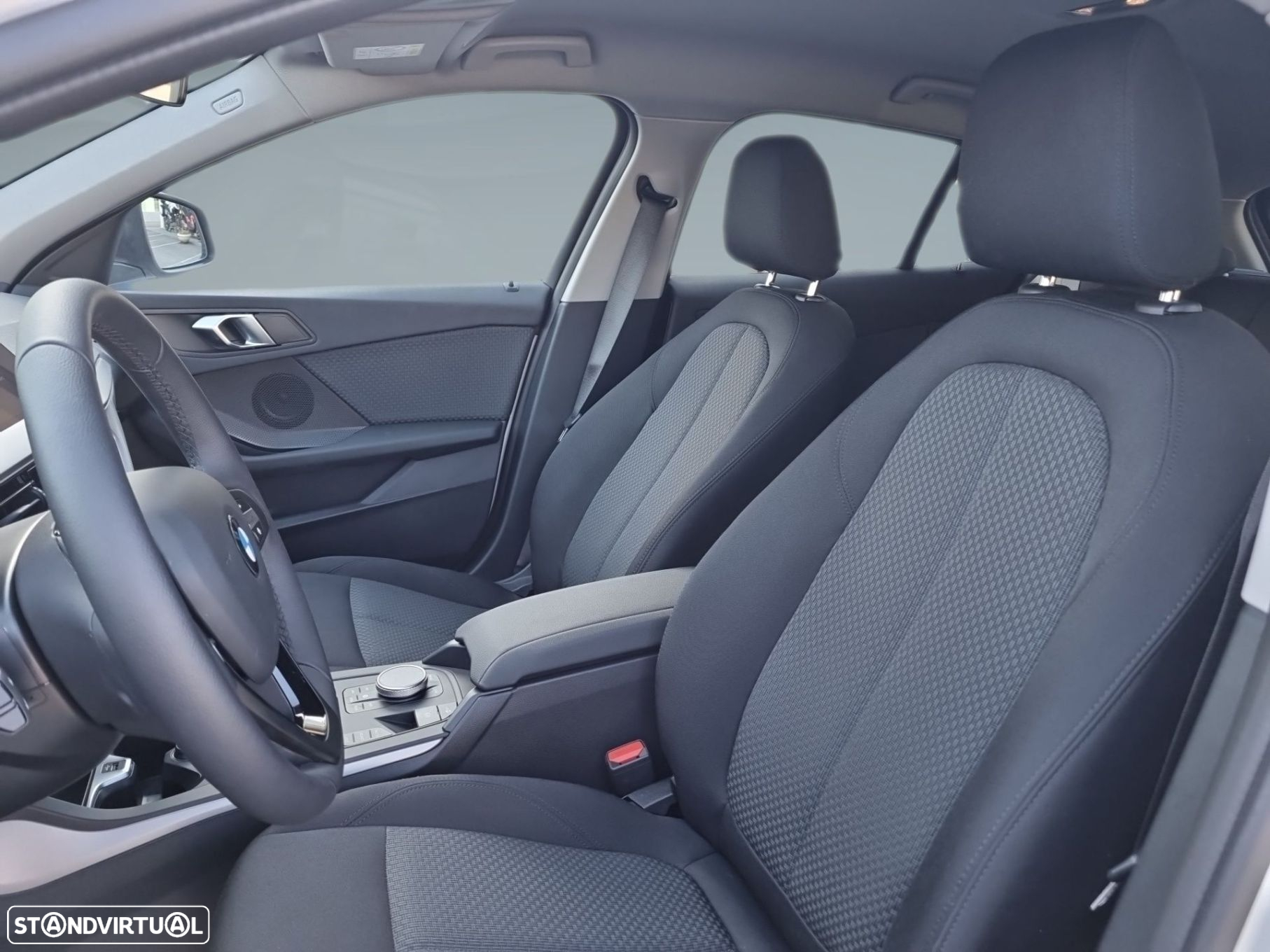 BMW 116 i Advantage - 11