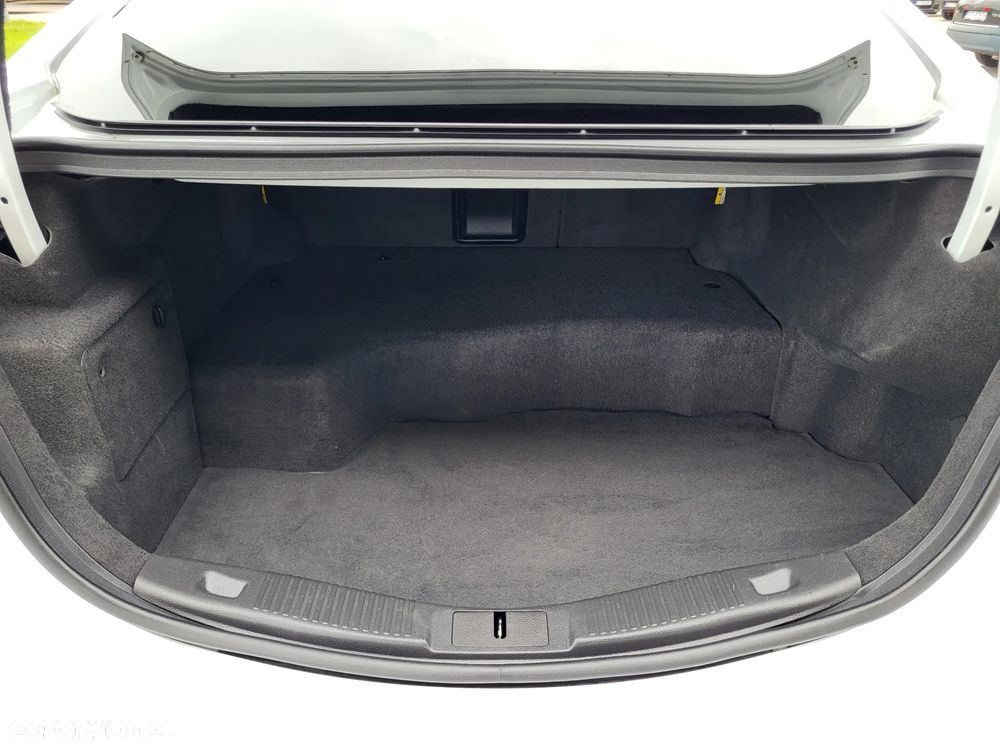 Ford Mondeo 2.0 Hybrid Titanium GPF - 36