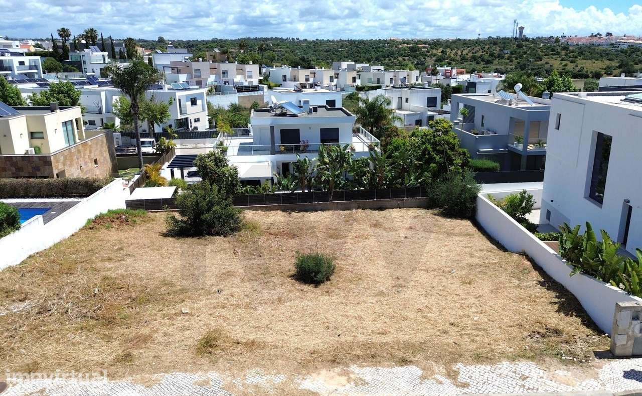 Lote de terreno urbano com 522 m2, Alcantarilha. - Grande imagem: 3/20