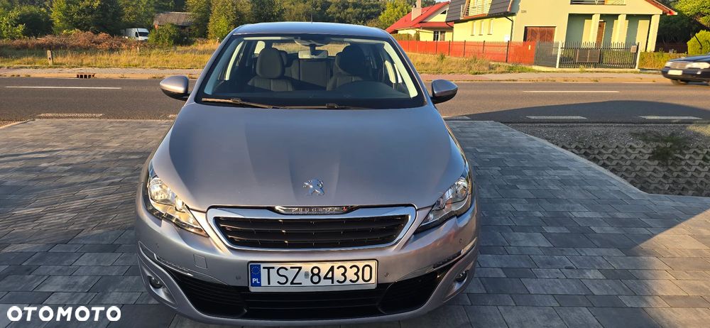 Peugeot 308 1.2 PureTech Allure S&S - 2