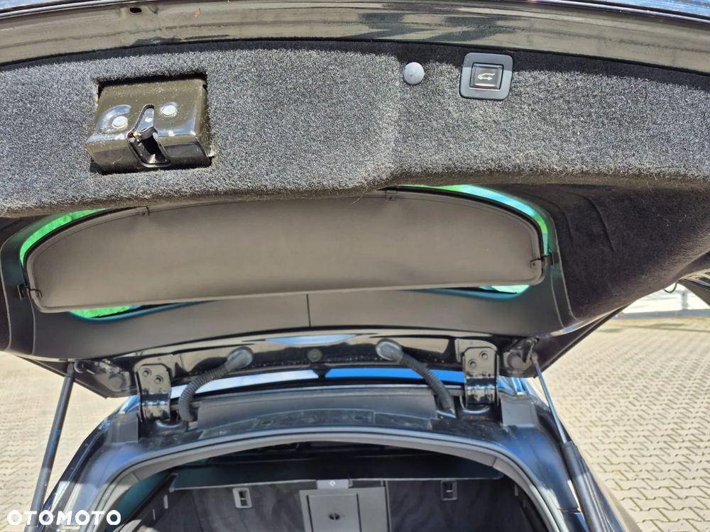 Opel Insignia 2.0 Turbo Sports Tourer Cosmo - 14