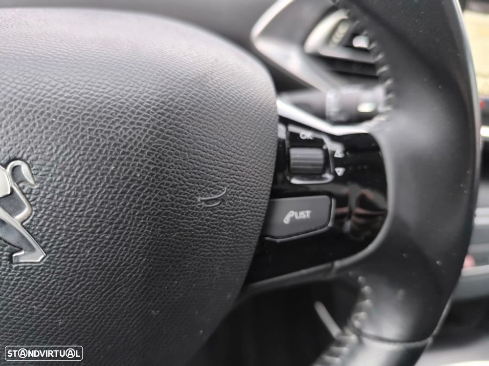 Peugeot 308 PureTech 130 GPF Stop & Start Allure - 36