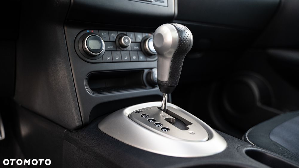 Nissan Qashqai 2.0 CVT I-Way - 10