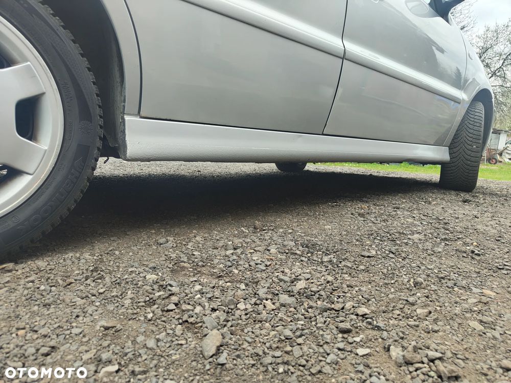 Volkswagen Polo 1.4 16V Comfortline - 19