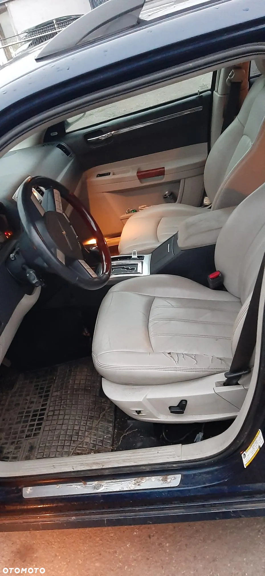 Chrysler 300C Touring 3.0 CRD DPF Automatik - 5