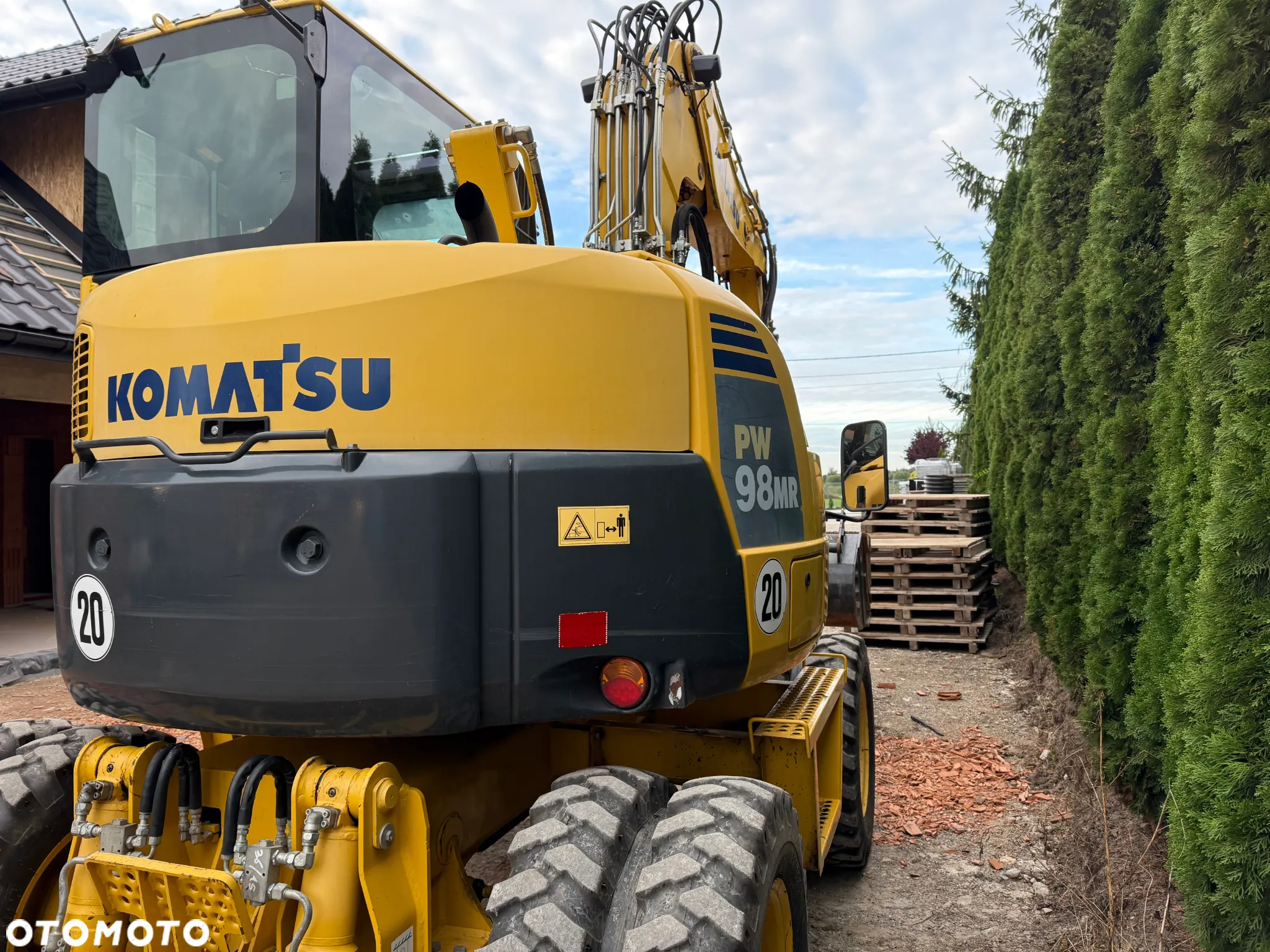 Komatsu PW 98MR-8 - 6