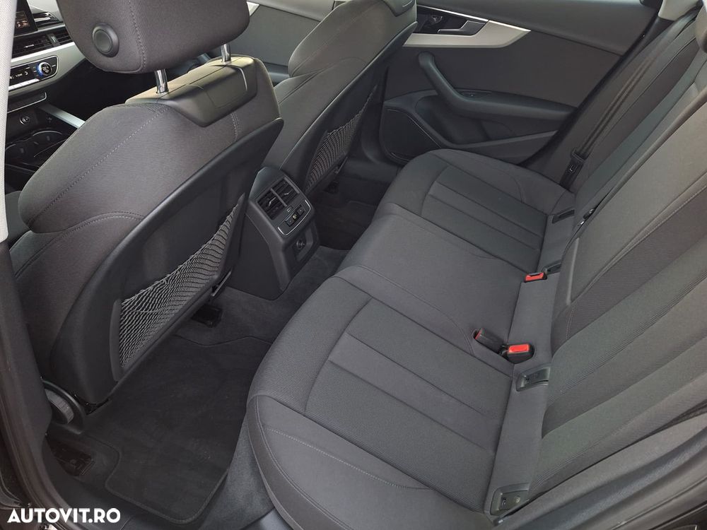 Audi A4 35 TFSI S tronic - 15