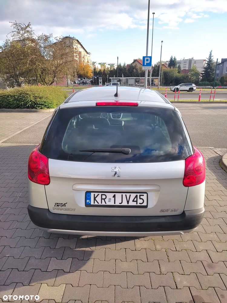 Peugeot 207 - 4