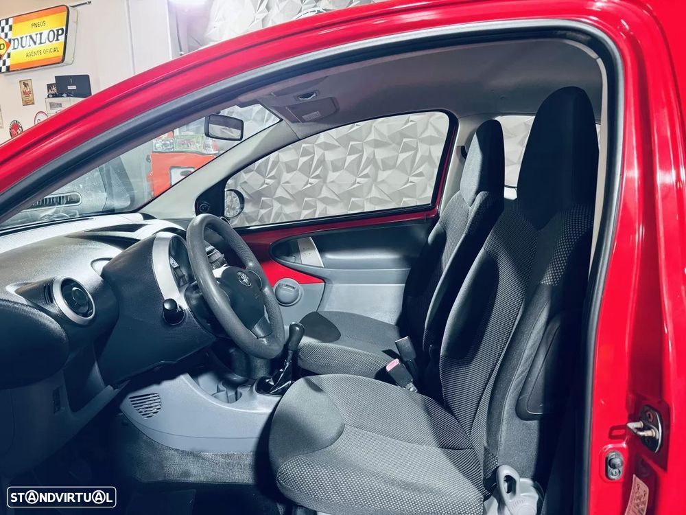 Toyota Aygo - 21
