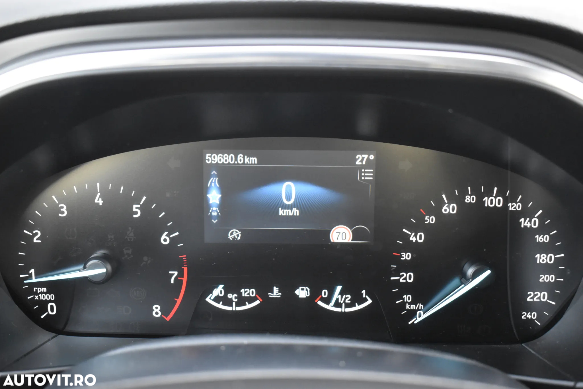 Ford Focus 1.0 EcoBoost MHEV Titanium - 10