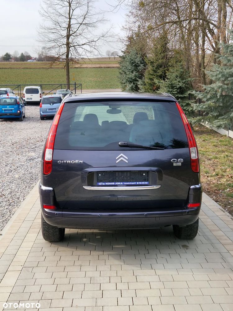 Citroën C8 - 9