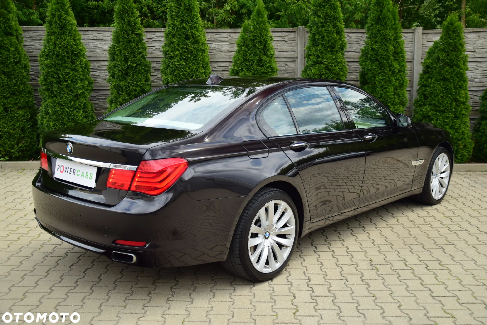 BMW Seria 7 740d - 4