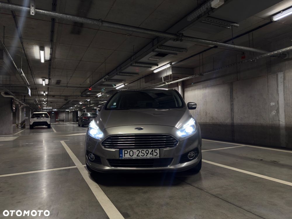 Ford S-Max 2.0 TDCi 4WD Titanium PowerShift - 2